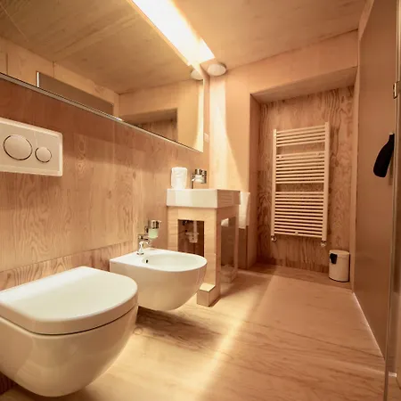 Winebnb 3* Sondrio